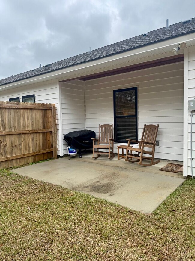 Building Photo - 2BD/2BA Townhome for Lease in Denham Springs! Cypress Ridge Townhomes