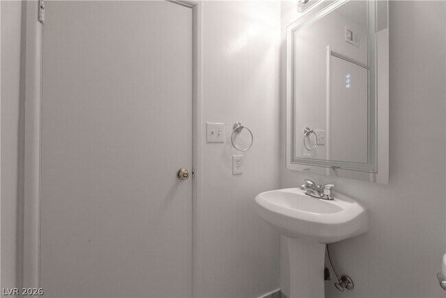 Building Photo - 2298 Golden Arrow Dr