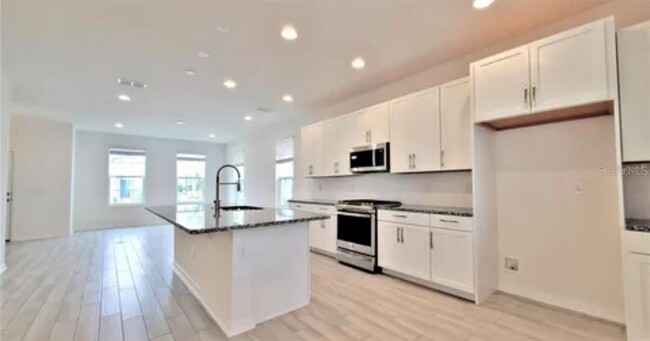 Building Photo - 12537 Encore At Ovation Way