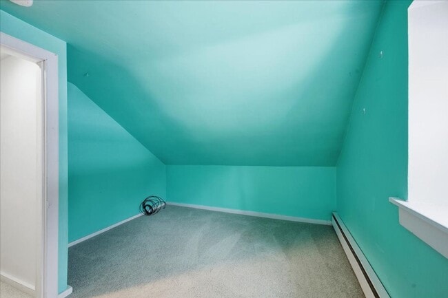 Building Photo - Single Home Available Just Under One Acre Lot!