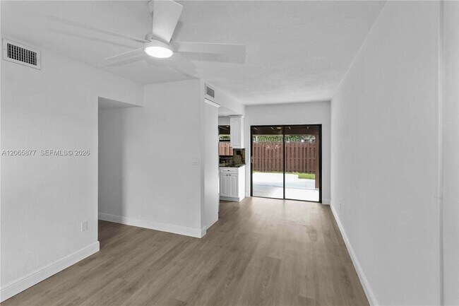 Building Photo - 622 NW 98th Ct