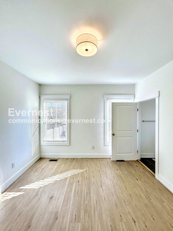 Building Photo - 5214 Campbell Ave