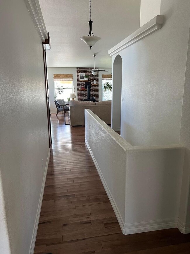 Building Photo - Beautiful 5 Bed 3 Bath in NE Fort Collins!