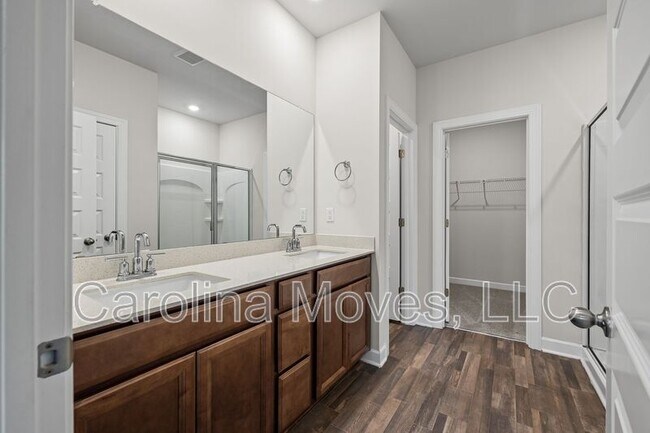 Building Photo - 628 Grays Creek Rd