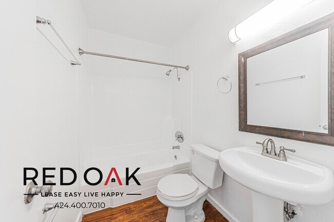 Building Photo - 21315 Roscoe Blvd