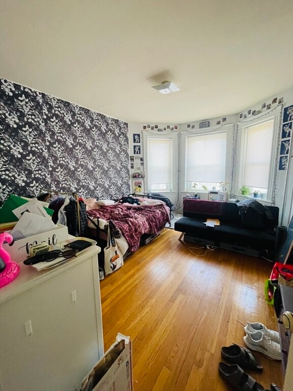 *Pictures are representative samples of the advertised unit. In some cases, the actual units you tou - 621 Huntington Ave