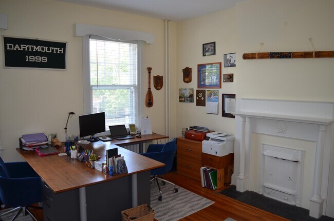 Building Photo - 607 Westover Ave