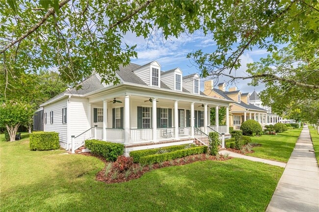 Building Photo - 216 Eastpark Dr