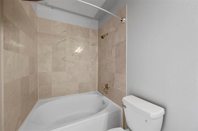Building Photo - 3225 Turtle Creek Blvd