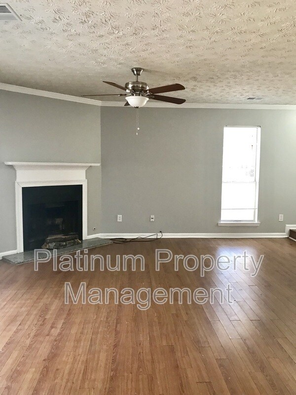 Building Photo - 410 Water Oak Way Sw