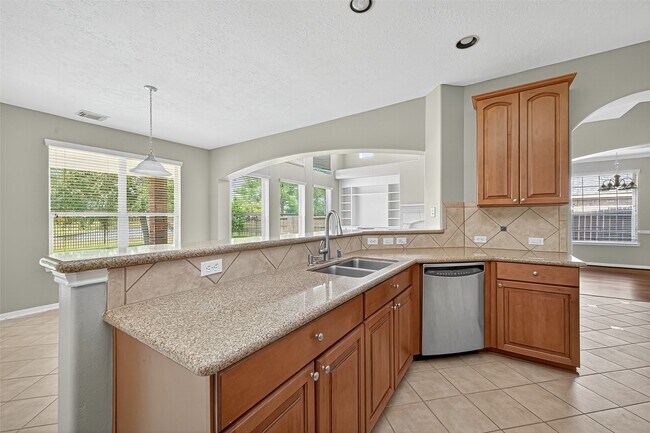 Building Photo - 10815 Lake Raven Ct