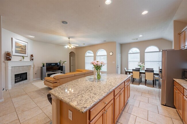 Building Photo - 13815 Normandy Ct