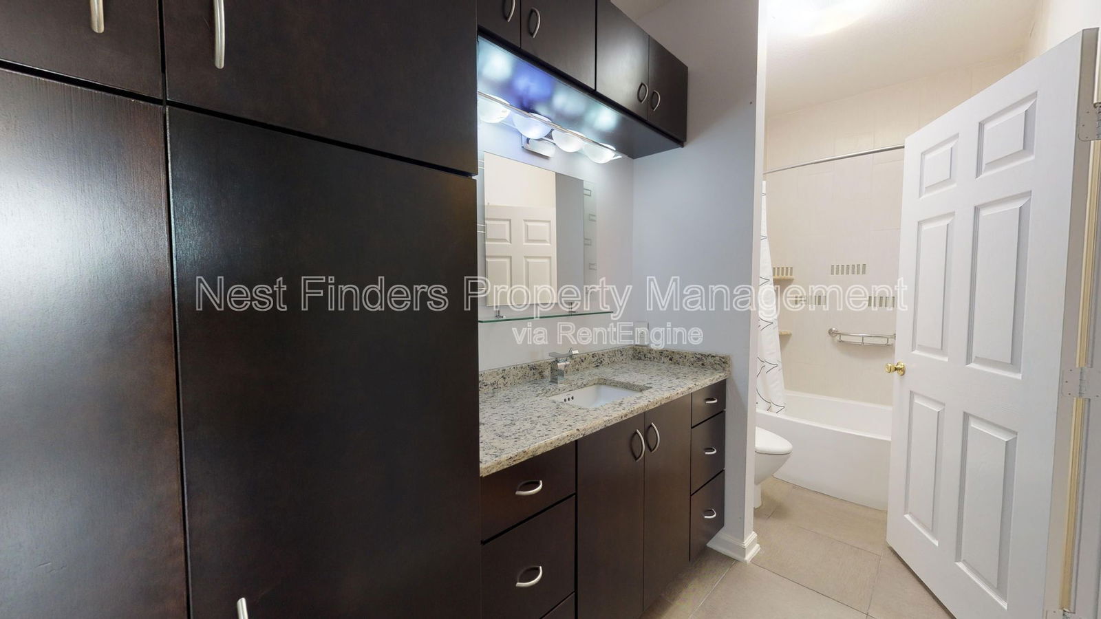 Building Photo - 7990 Baymeadows Rd E