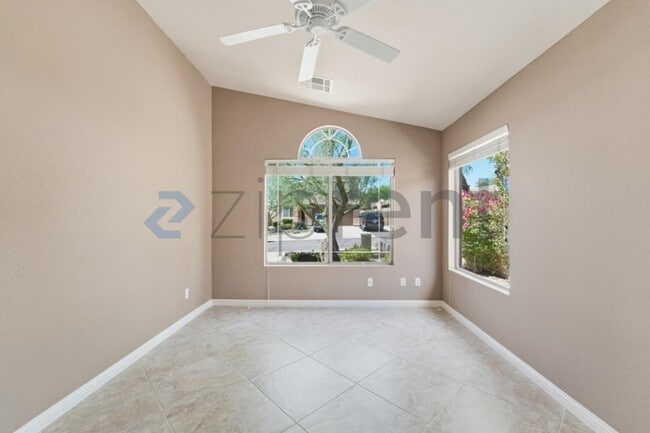 Building Photo - 10457 E Star of the Desert Dr