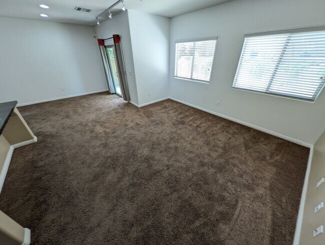 Building Photo - 3719 Gilmore Creek St