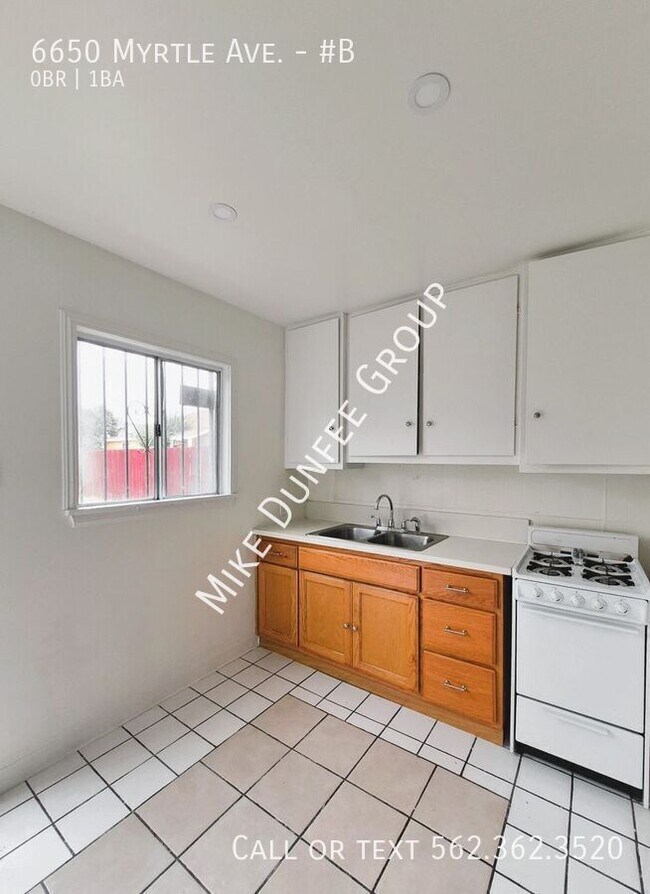 Building Photo - 6650 Myrtle Ave