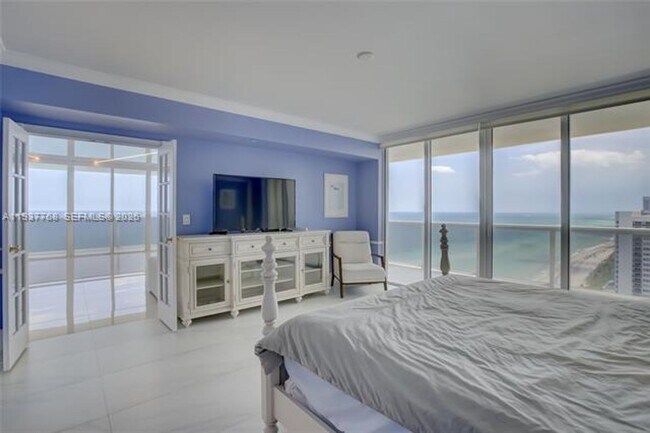 Building Photo - 1830 S Ocean Dr