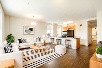 Building Photo - Strathmore Apartments