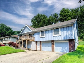 Building Photo - 5510 NW Seminole Dr