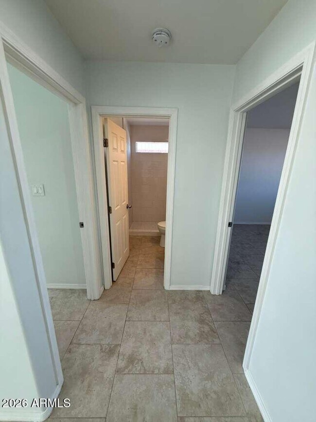 Building Photo - 1134 E 23rd St