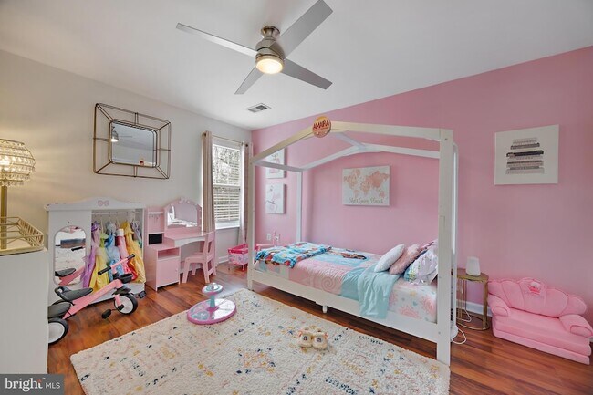 Building Photo - 17304 Summerwood Ln