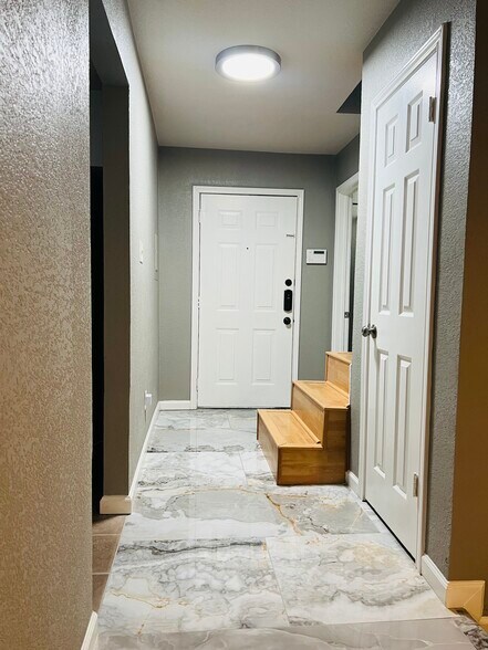 Entryway - 3635 Garden Brook Dr
