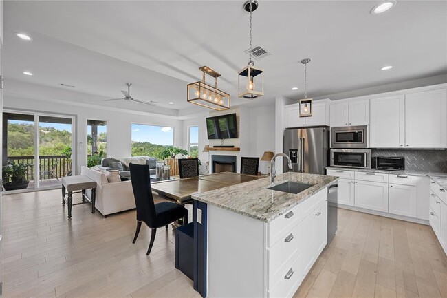 Building Photo - 20801 Jones Cove