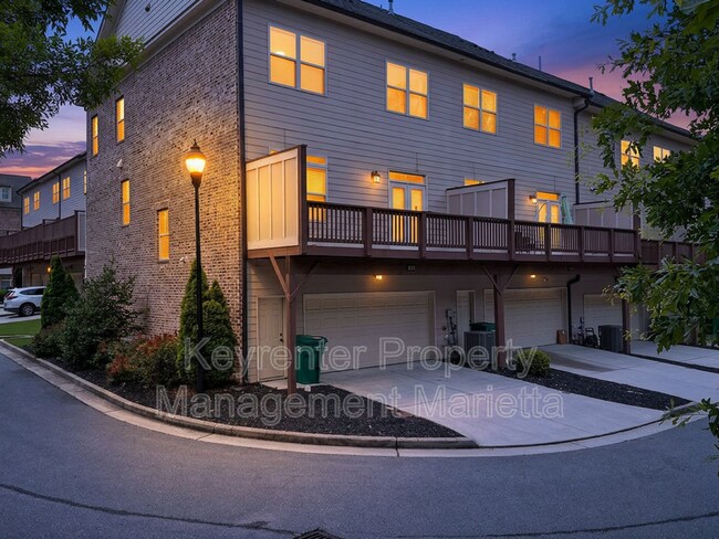 Building Photo - 1244 Stone Castle Cir