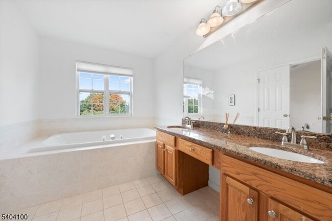 Building Photo - 119 Hoover Ave