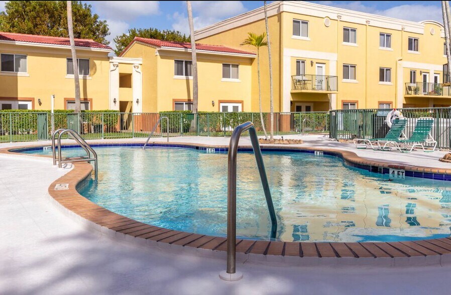 Community Pool - 12625 SW 91st St