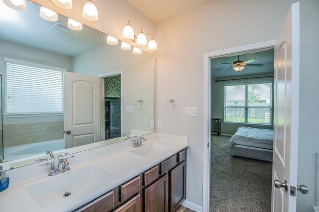 Building Photo - 14358 Whitetop Peak Ct