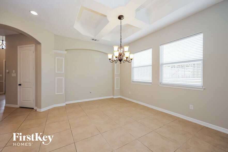 Building Photo - 8638 Key S Way