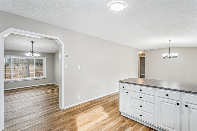 Building Photo - This move-in-ready home truly has it all comfort, function, and thoughtful upgrades throughout!