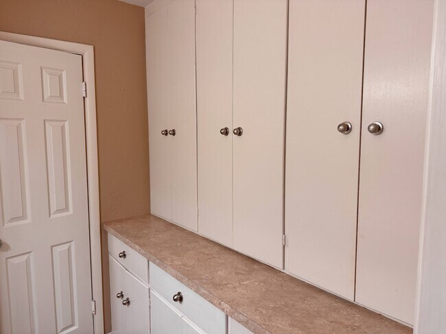 Building Photo - 4715 Coronado Ave