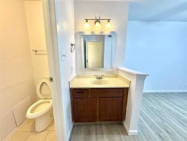 Building Photo - 8036 Sands Point Dr