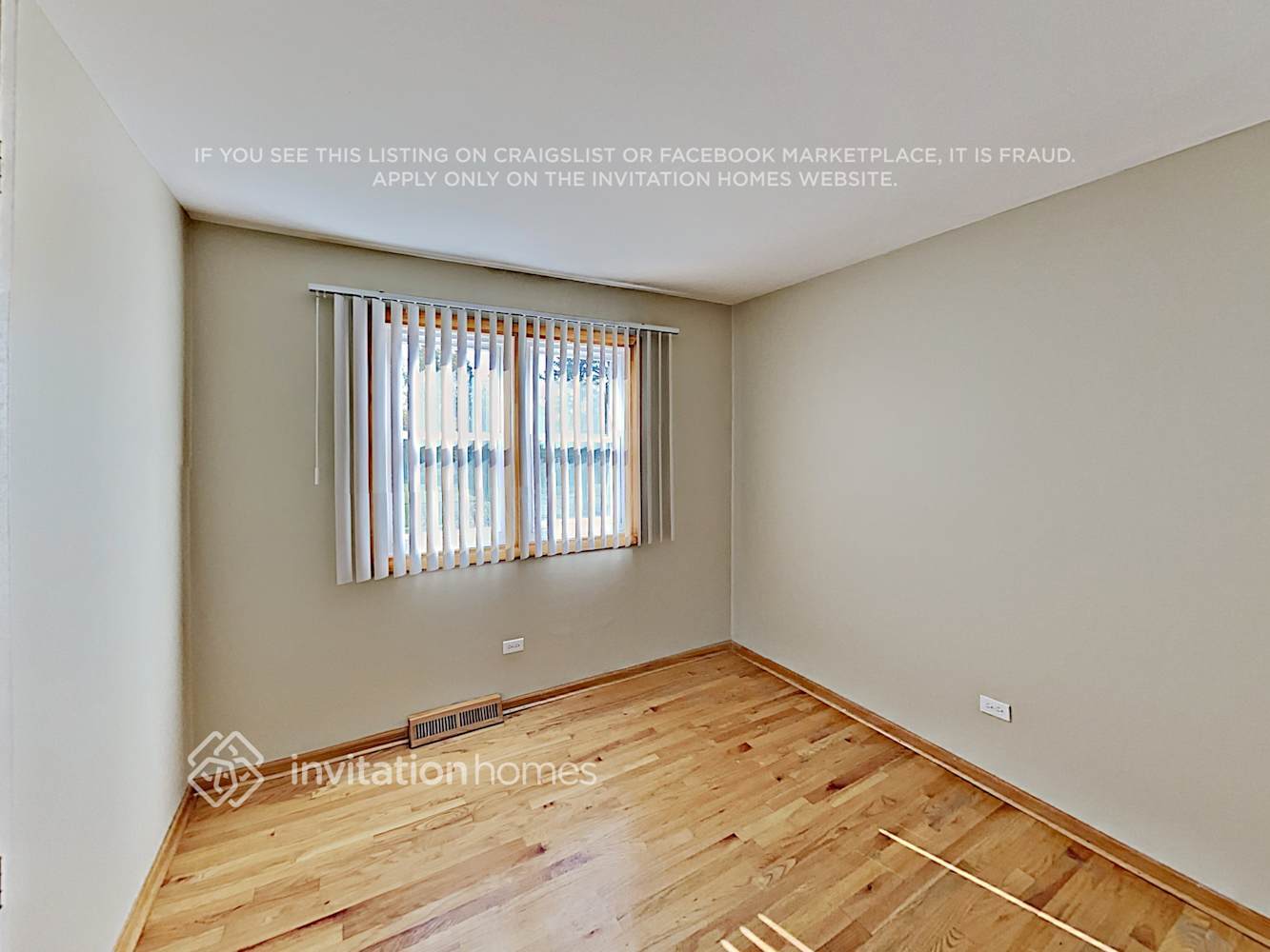 Building Photo - 13601 Cherry Ln