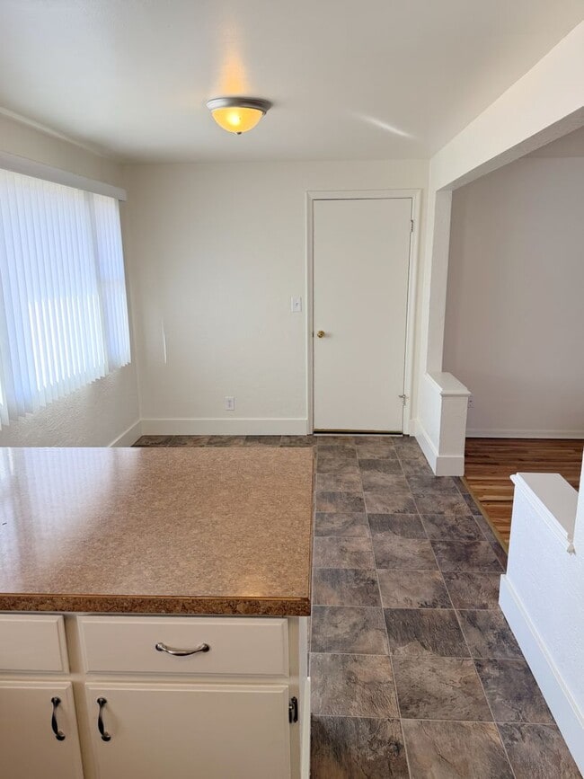 Building Photo - Charming 3 Bed, 1 Bath Home in Pocatello!