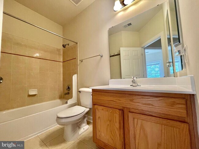 Building Photo - 3514 Tabard Ln