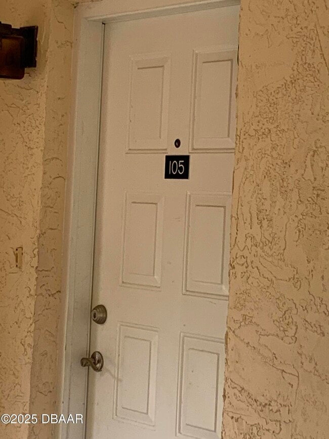 Building Photo - 275 Indigo Dr