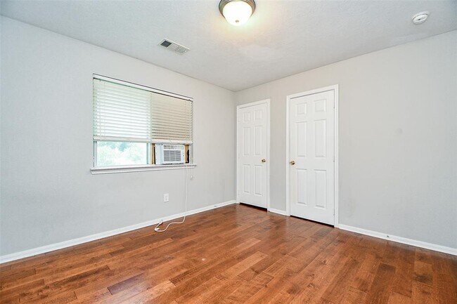 Building Photo - 20519 Terra Springs Dr