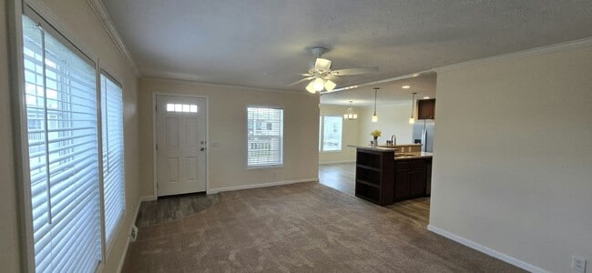 Building Photo - 52553 Elmcrest Ct