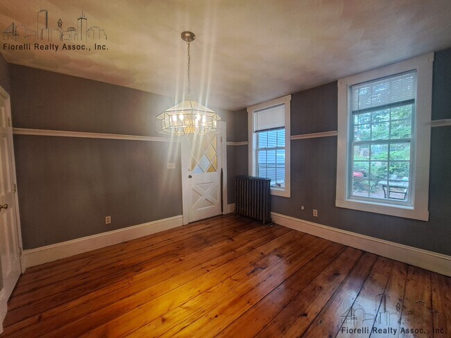 Building Photo - 44 Princeton St