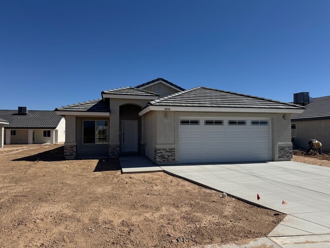 Building Photo - Brand New 3 bedroom home with 2 car garage...