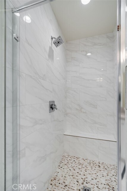 Building Photo - 214 Parkwood