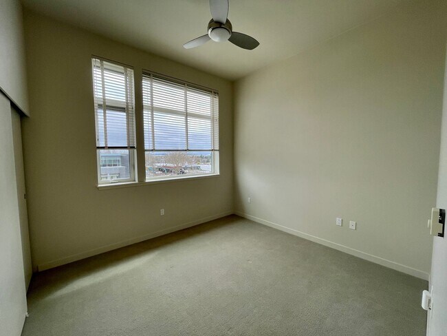 Building Photo - Downtown Burien...