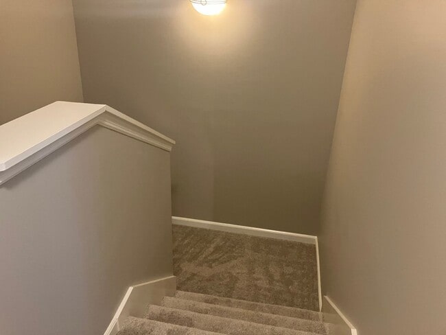 Building Photo - 2 Bedroom / 2.5 Bathroom @ Brighton Bay