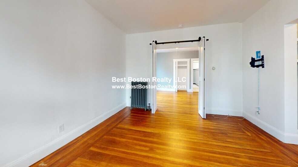 Building Photo - 27 Walter St