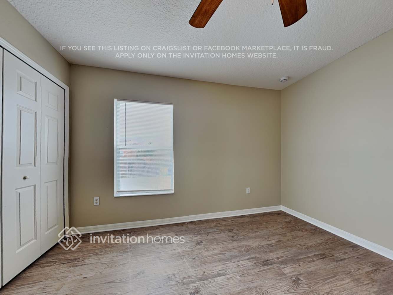 Building Photo - 2458 Hamlet Cir