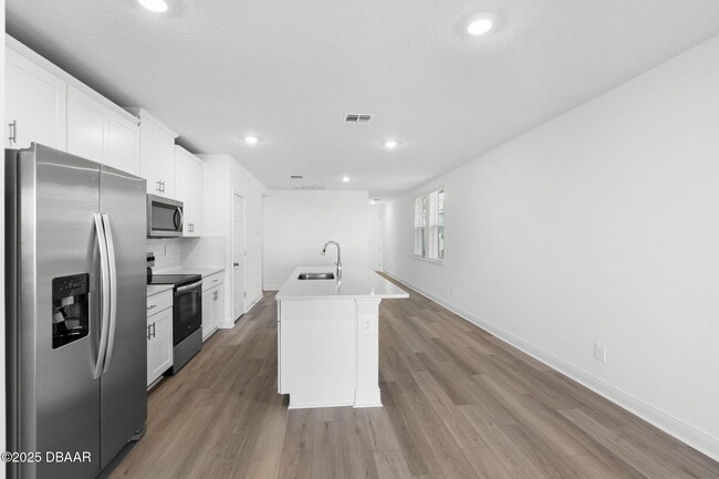 Building Photo - 105 Pitching Wedge Dr