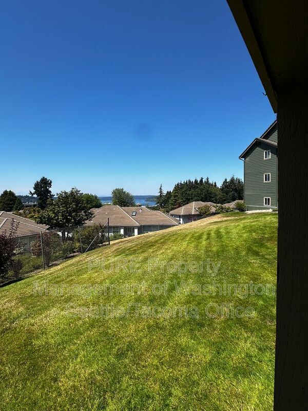 Building Photo - 3008 N Narrows Dr
